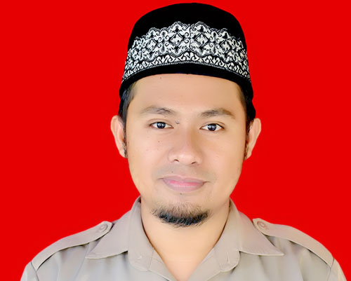 Hidayat, S.Kom, S.Pd